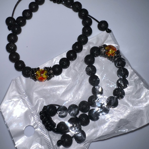 $4 NATURAL STONE LAVA ROCK BRACELET. NEW. $4 WHEN BUNDLED WITH 3 OR MORE ITEMS - Picture 9 of 16